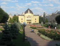 Площадь Театральная